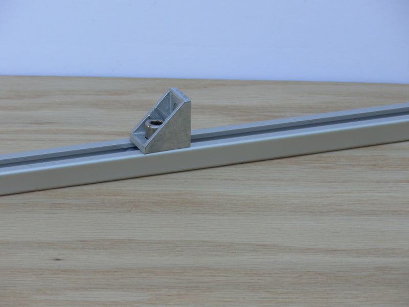 ANGLE BRACKET